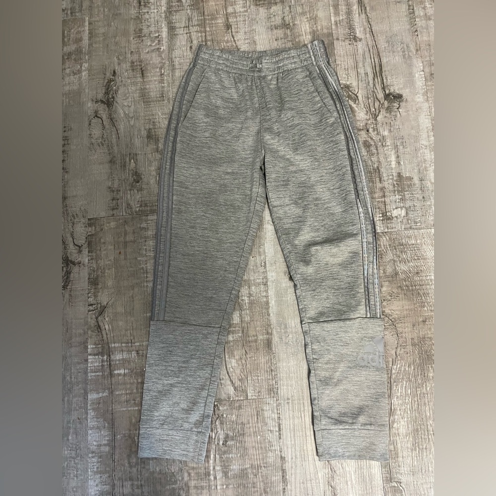 Adidas joggers Youth Large